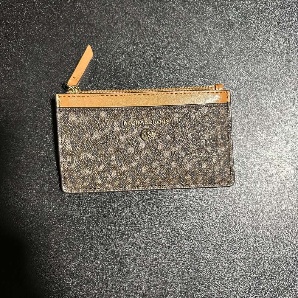 Michael Kors Jet Set Slim Zip-Top Card Case 32F0GT9D5B